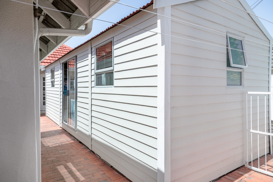 3 Bedroom Property for Sale in Bergvliet Western Cape